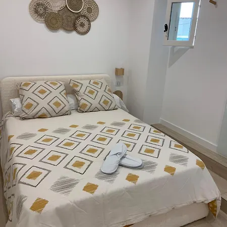 Апартаменты With Perfect Location And View Антиб